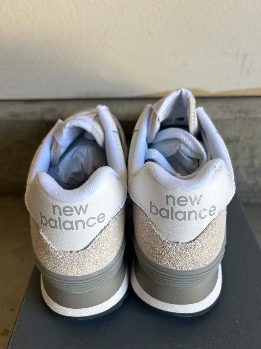 New Balance 574 Core sneakers Womens Size 8 Nwt - Picture 7 of 11